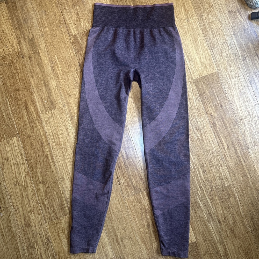 Women's Victoria's Secret PINK S Seamless Leggings Burgundy Purple Curve Seam